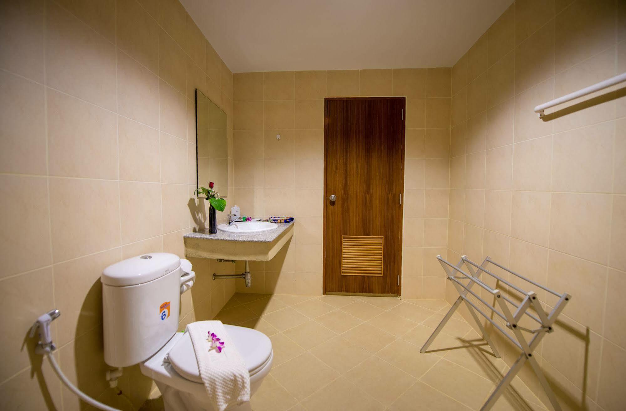 Bed and Breakfast Z-Talay House Klong Muang Beach Exterior foto